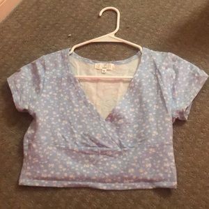 super cute tillys crop top